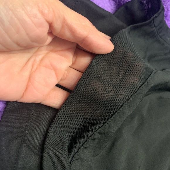 MPG women’s Medium Black shorts. Preloved in great condition. - Picture 2 of 3